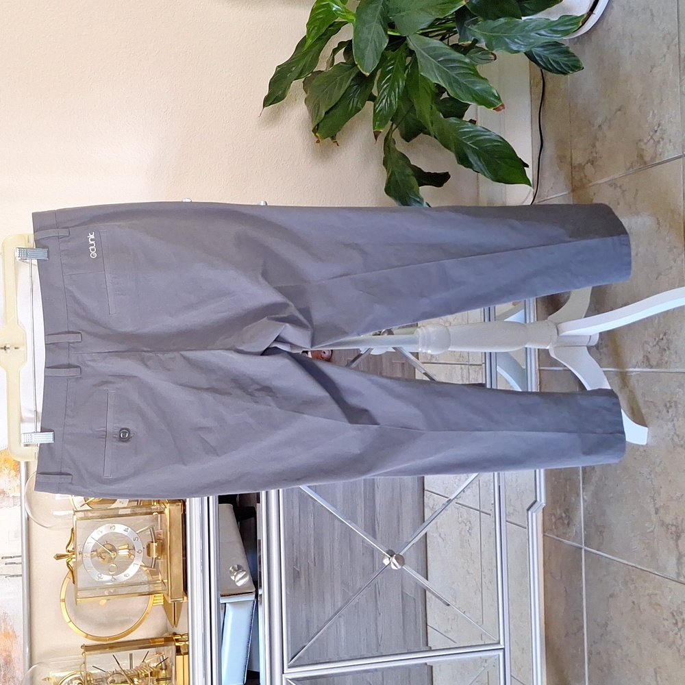 NWT Gray Flat Front Golf Pants Size 36 W 33 L - Picture 4 of 7